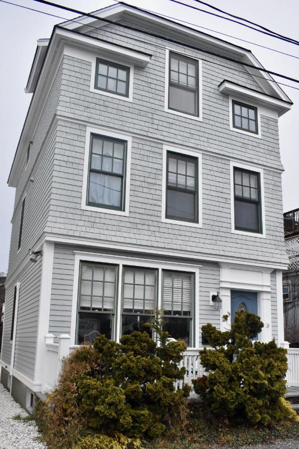 Modern Cottage In Downtown Npt-Waites Wharf Cottage Newport Exteriér fotografie